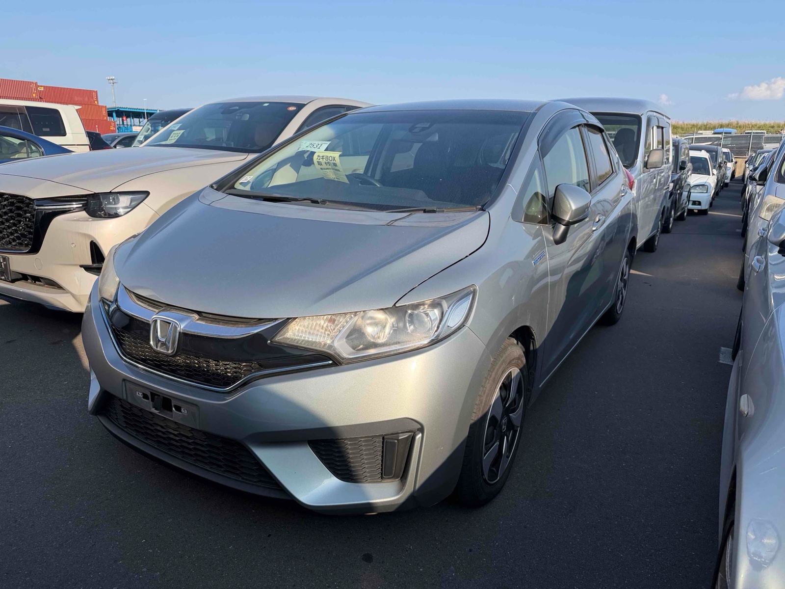 2015 HONDA FIT 3.5 auction-graded Japanese used car for sale export to United Kingdom 