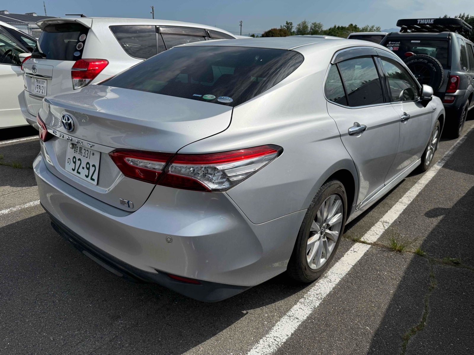 2017 TOYOTA CAMRY 4.5 auction-graded Japanese used car for sale export to Ireland 