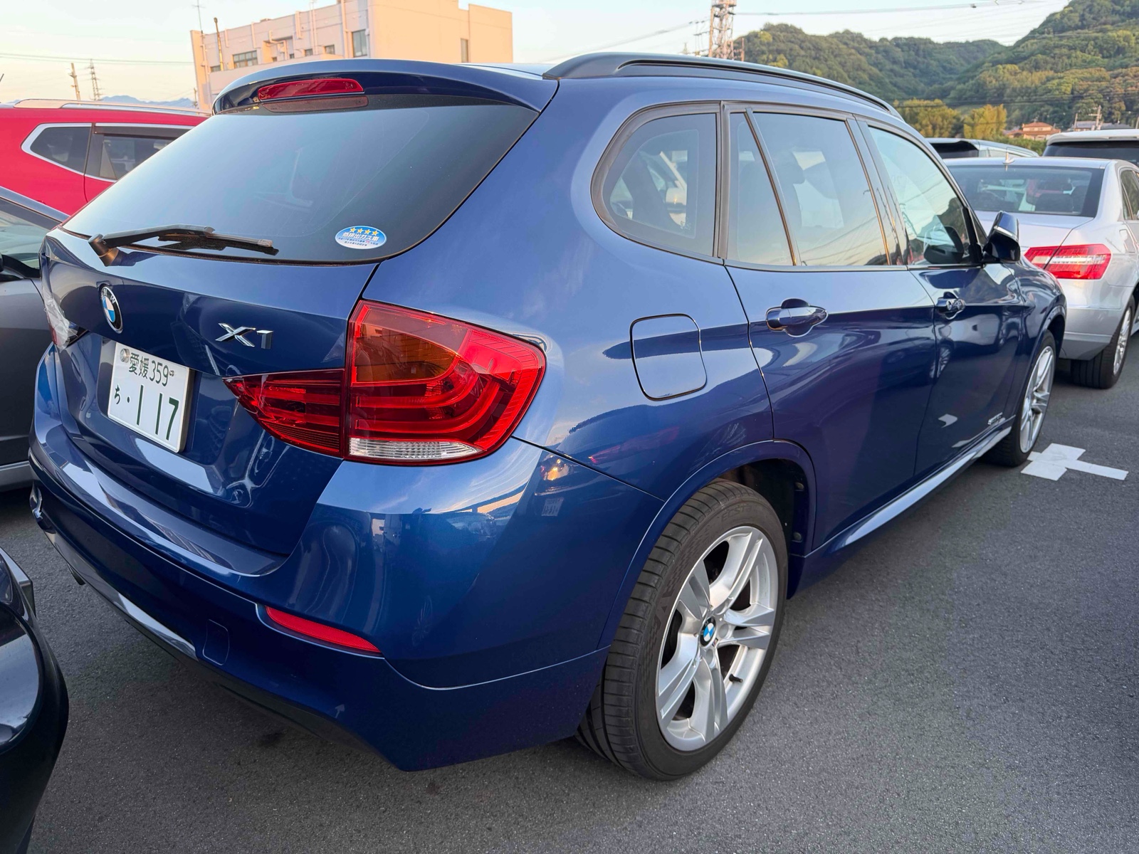 2013 BMW X1 4 auction-graded Japanese used car for sale export to United Kingdom 