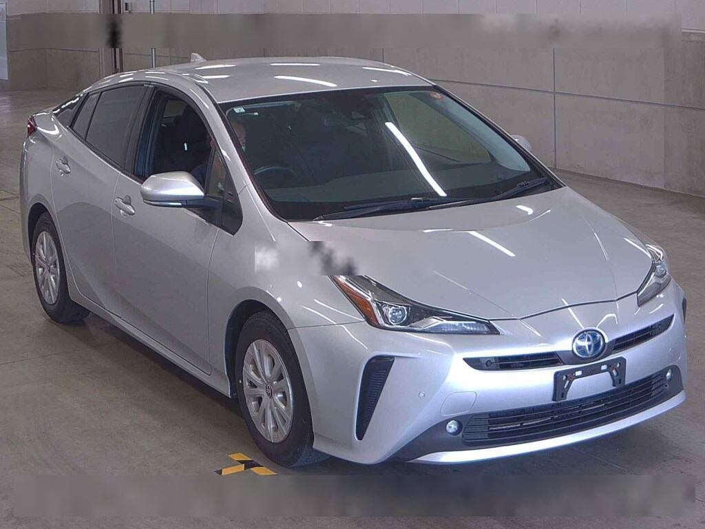 2021 TOYOTA PRIUS 4 auction-graded Japanese used car for sale export to United Kingdom 