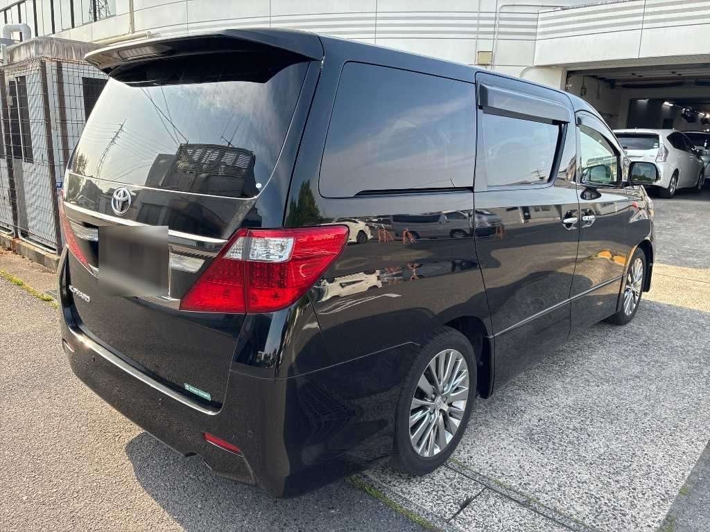2013 TOYOTA ALPHARD 4 auction-graded Japanese used car for sale export to United Kingdom 