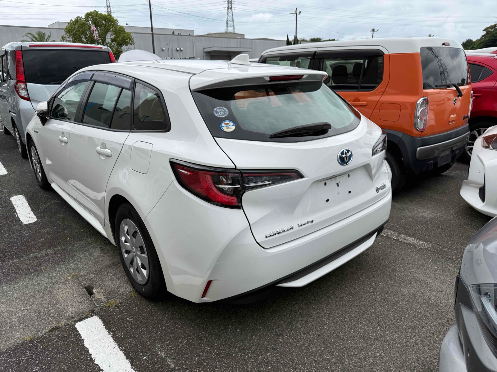 2020 TOYOTA COROLLA R auction-graded Japanese used car for sale export to United Kingdom 