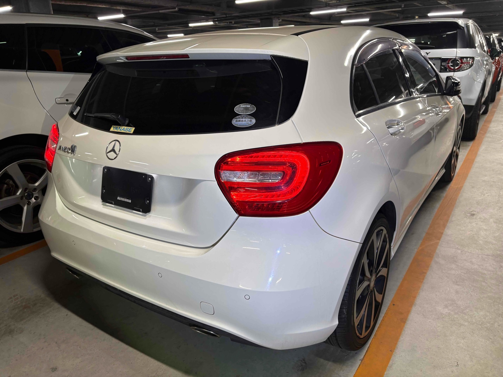 2015 MERCEDES BENZ A CLASS 4 auction-graded Japanese used car for sale export to United Kingdom 