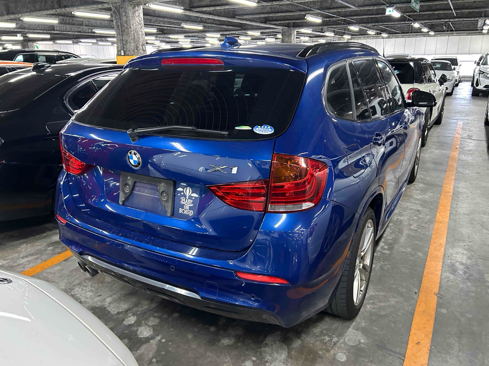 2015 BMW X1 4 auction-graded Japanese used car for sale export to United Kingdom 