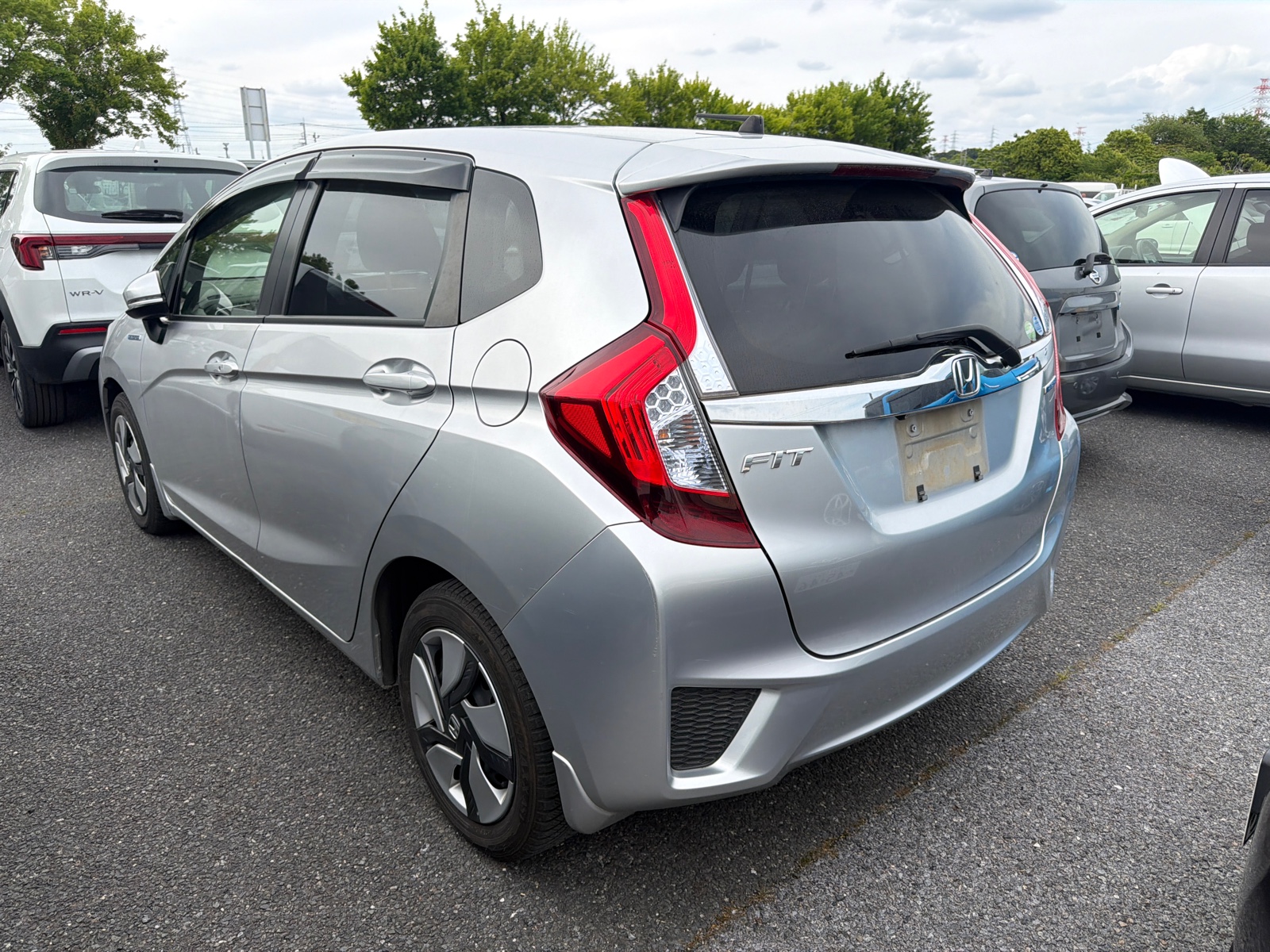 2013 HONDA FIT 4 auction-graded Japanese used car for sale export to United Kingdom 