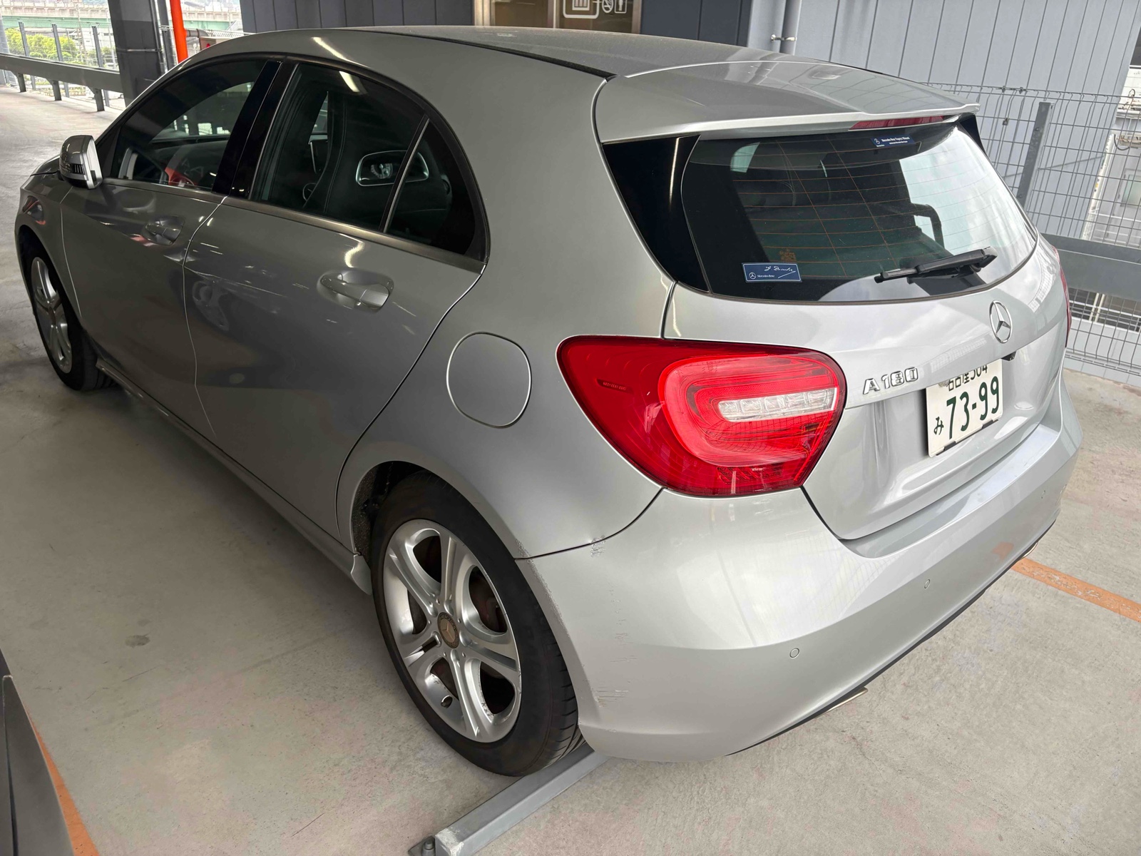 2013 MERCEDES BENZ A CLASS 4 auction-graded Japanese used car for sale export to United Kingdom 