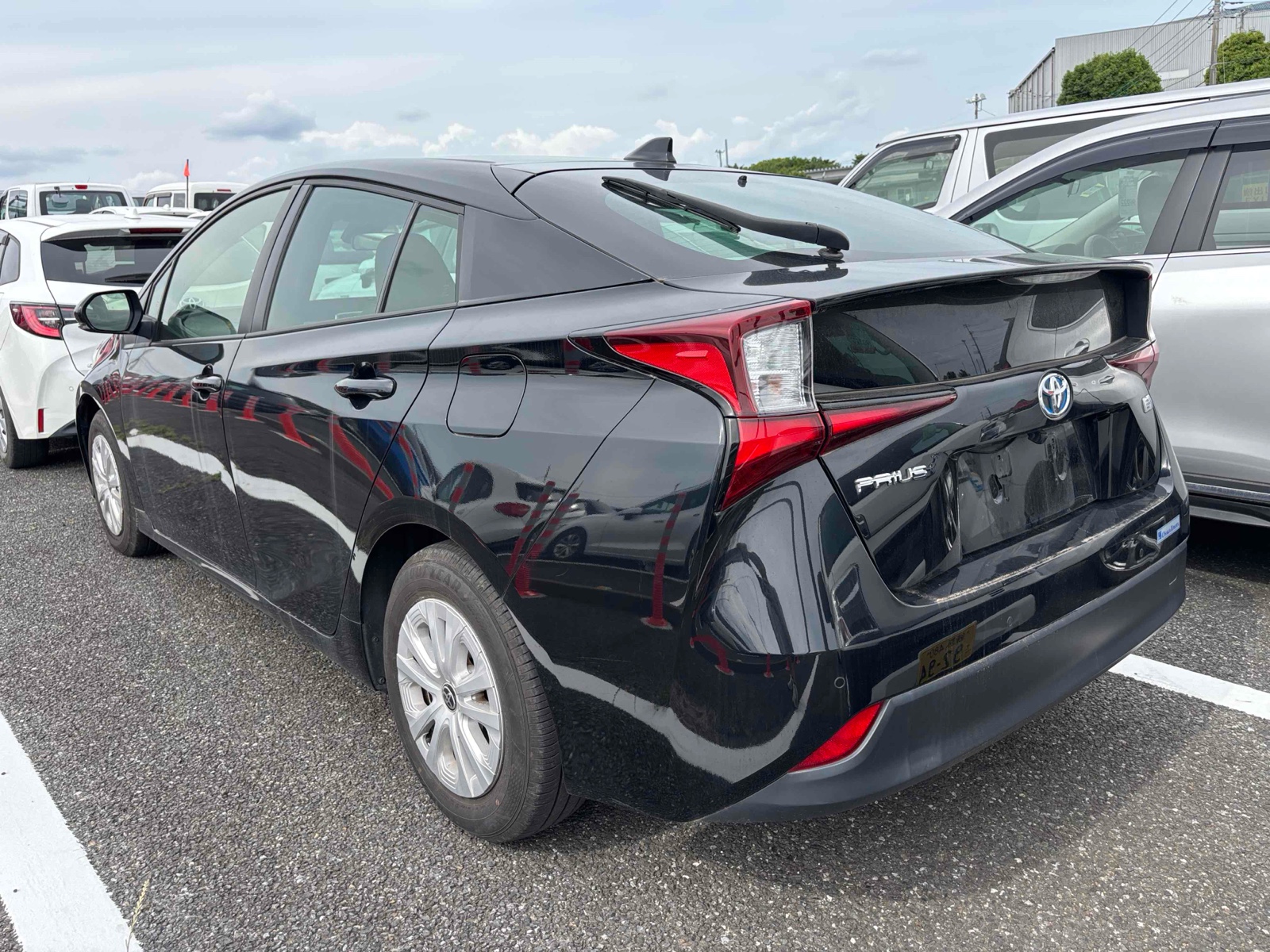 2021 TOYOTA PRIUS 4 auction-graded Japanese used car for sale export to United Kingdom 