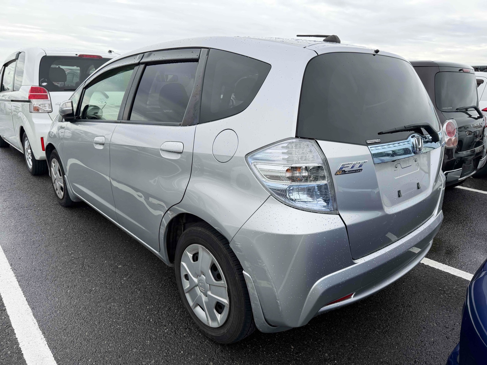 2012 HONDA FIT 3.5 auction-graded Japanese used car for sale export to United Kingdom 