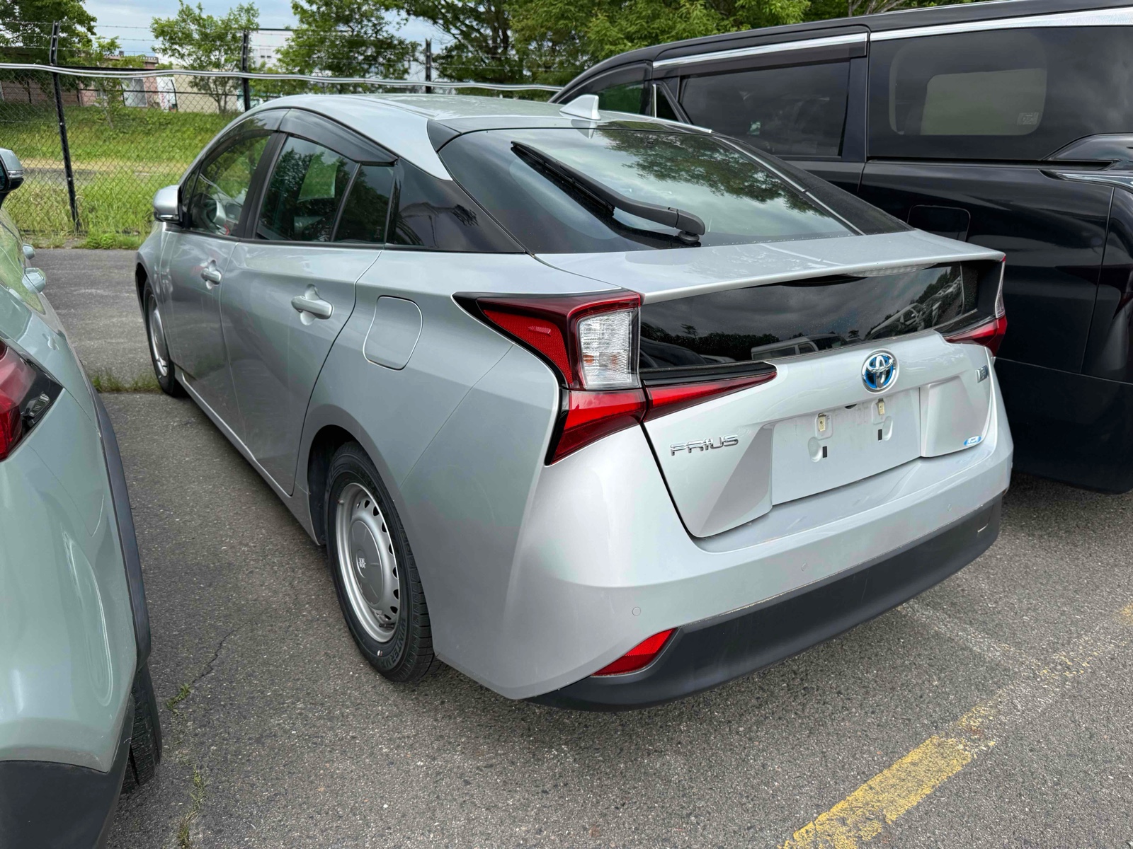 2021 TOYOTA PRIUS 3.5 auction-graded Japanese used car for sale export to United Kingdom 
