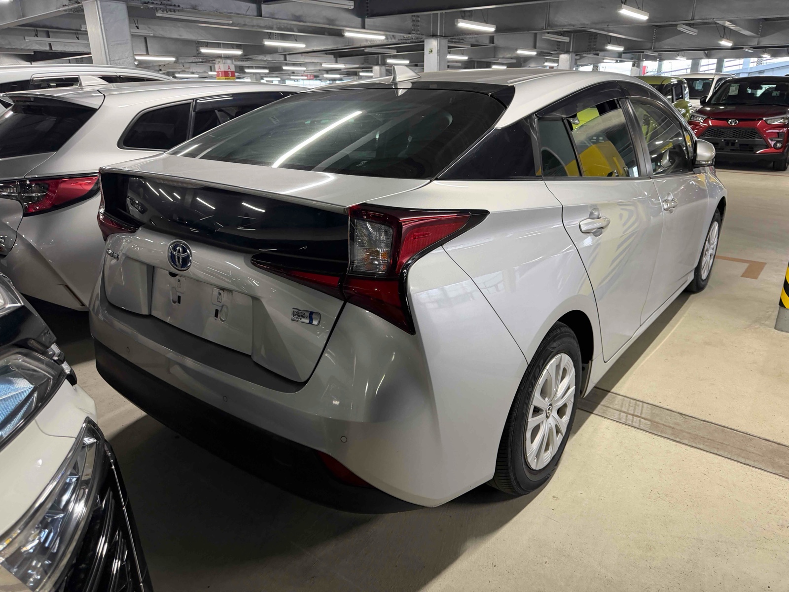 2021 TOYOTA PRIUS 4 auction-graded Japanese used car for sale export to United Kingdom 