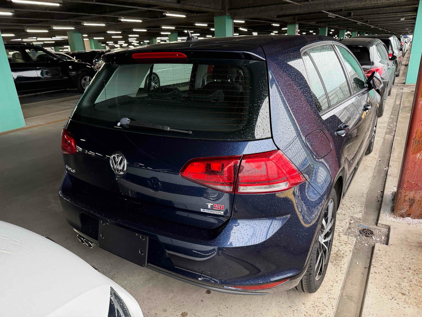 2014 VOLKSWAGEN GOLF 4 auction-graded Japanese used car for sale export to United Kingdom 