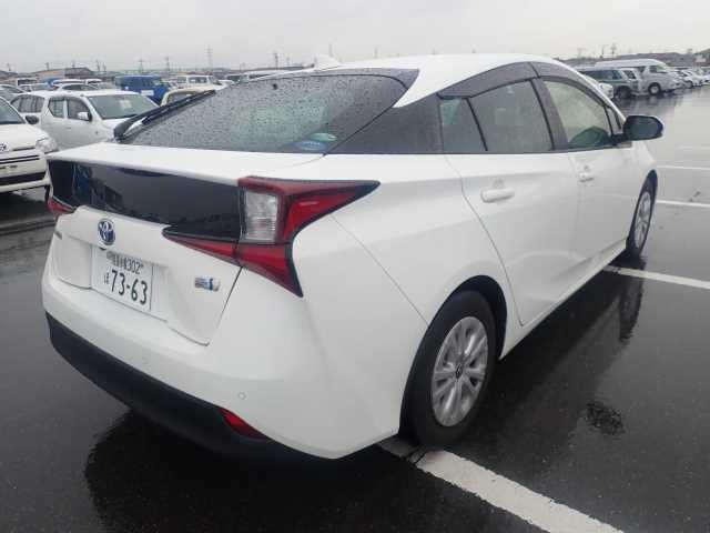2021 TOYOTA PRIUS