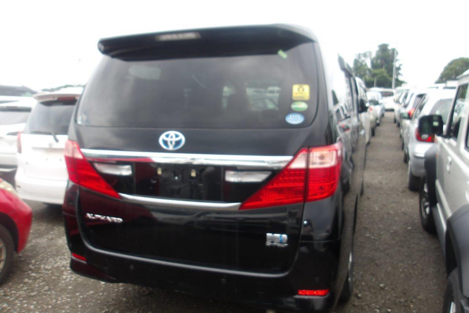 2013 TOYOTA ALPHARD 3.5 auction-graded Japanese used car for sale export to United Kingdom 