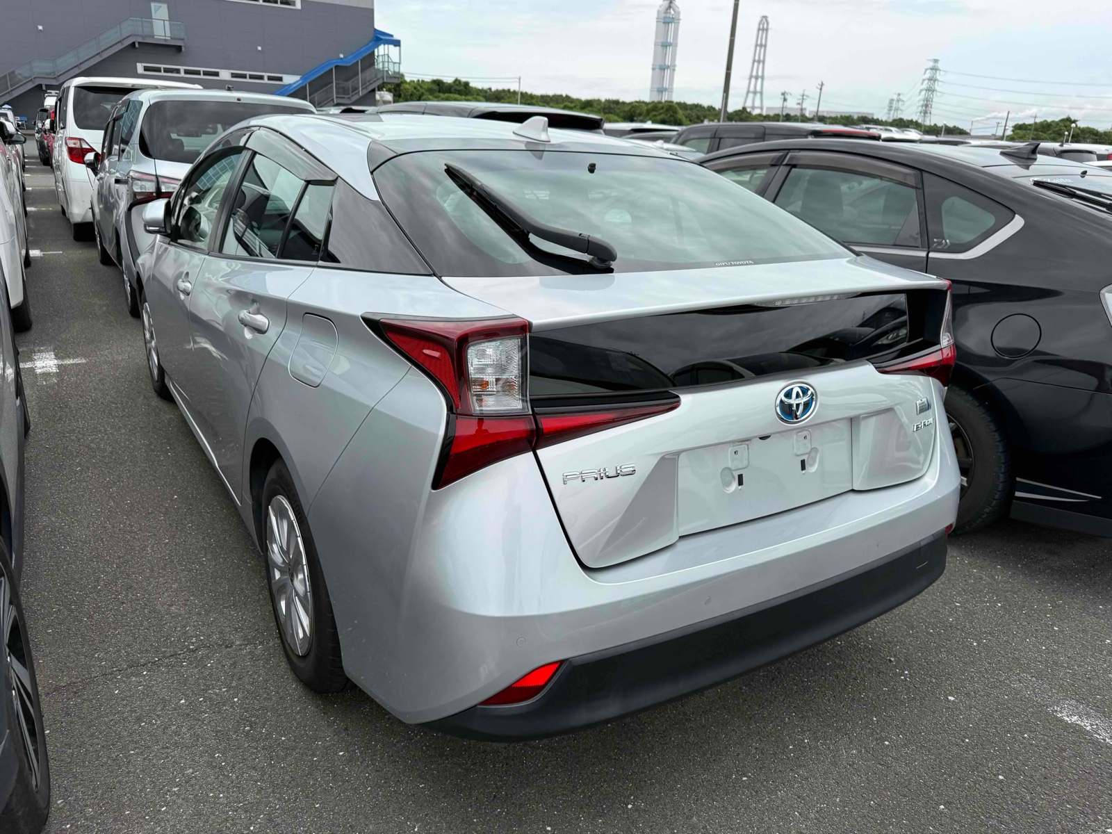 2021 TOYOTA PRIUS