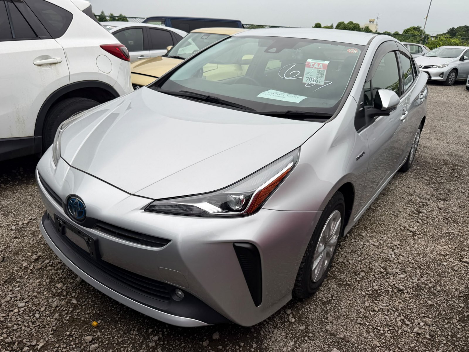 2019 TOYOTA PRIUS RA auction-graded Japanese used car for sale export to United Kingdom 