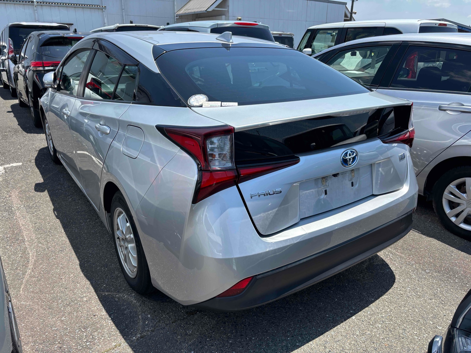 2019 TOYOTA PRIUS 4 auction-graded Japanese used car for sale export to United Kingdom 