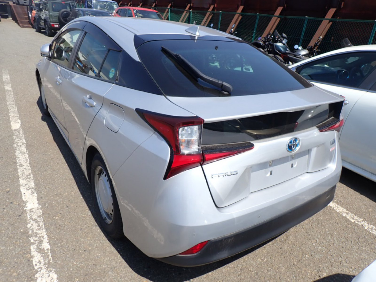 2021 TOYOTA PRIUS RA auction-graded Japanese used car for sale export to United Kingdom 