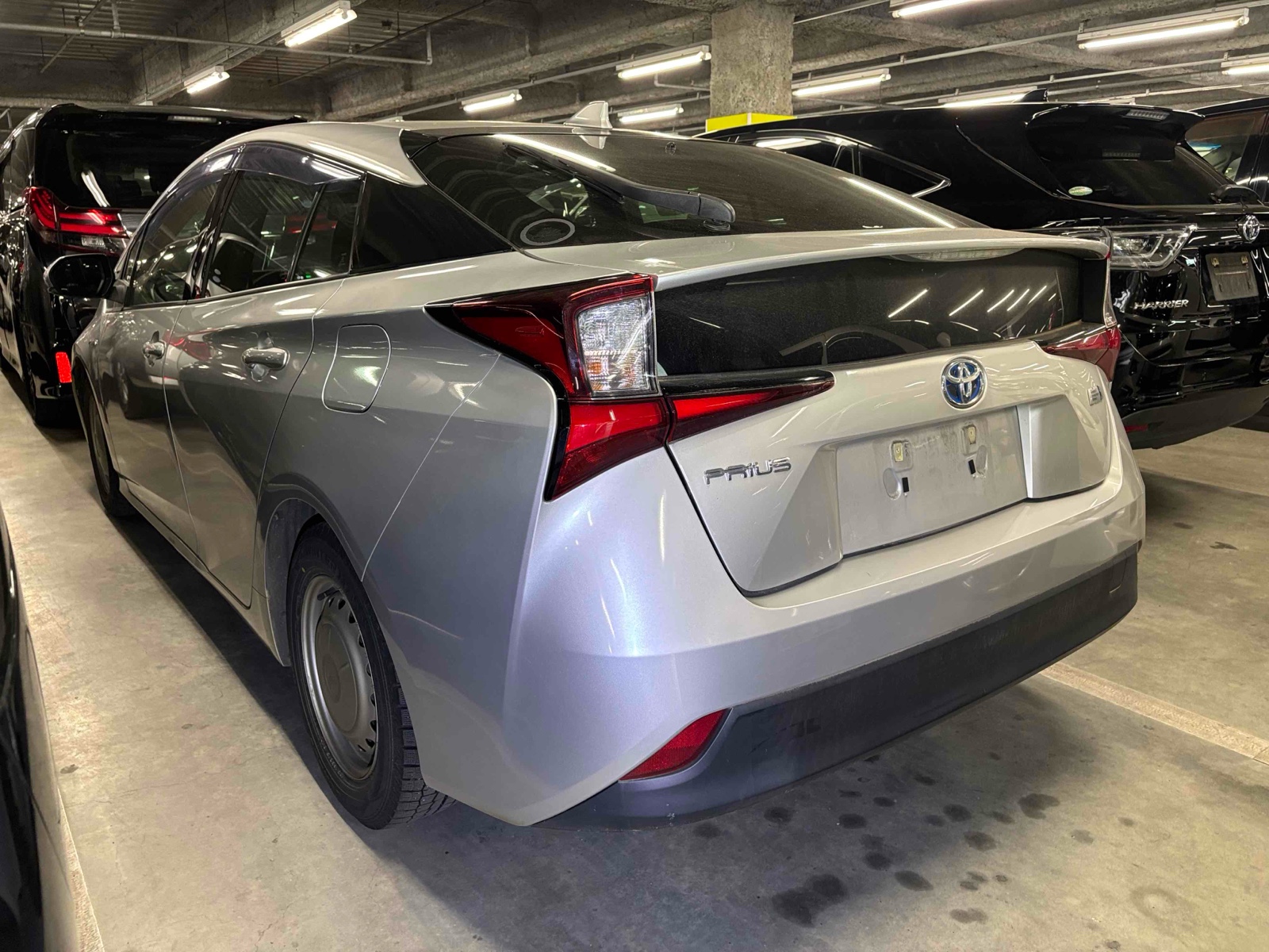 2019 TOYOTA PRIUS