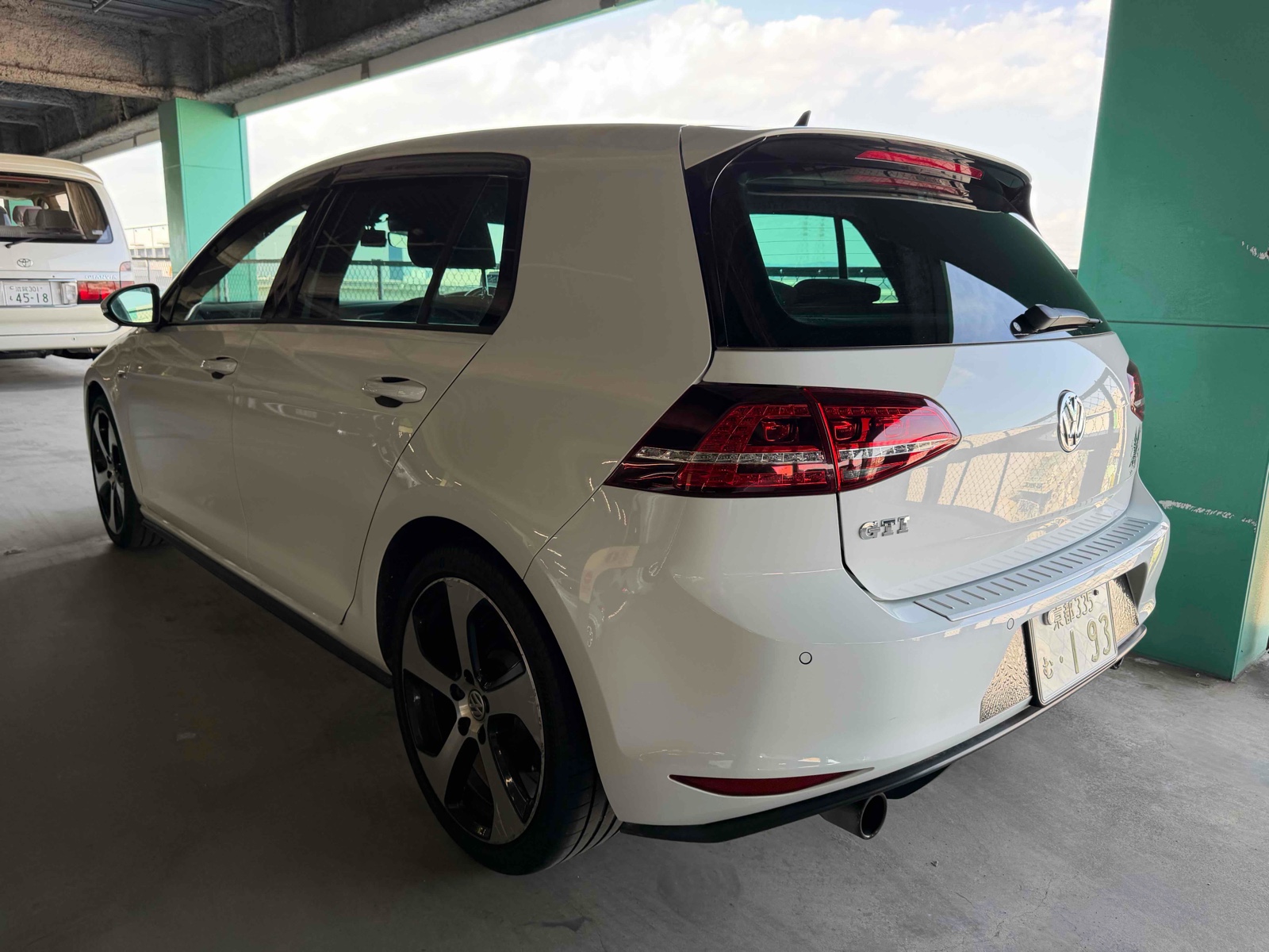 2016 VOLKSWAGEN GOLF GTI