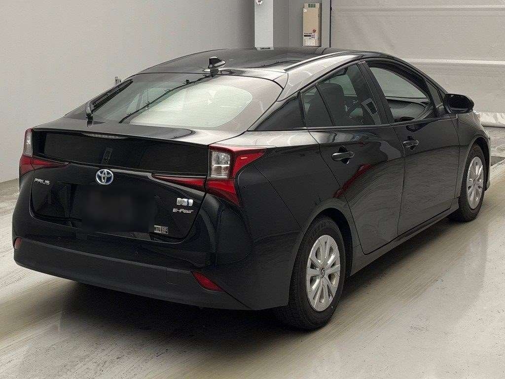 2021 TOYOTA PRIUS
