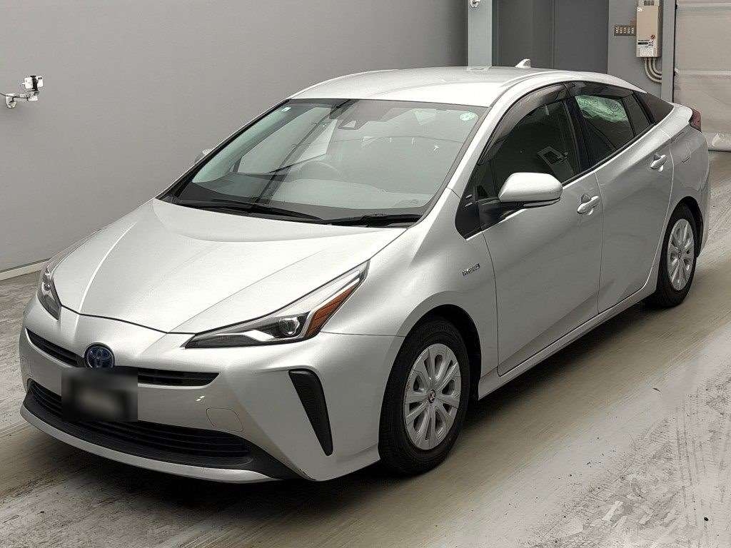 2019 TOYOTA PRIUS