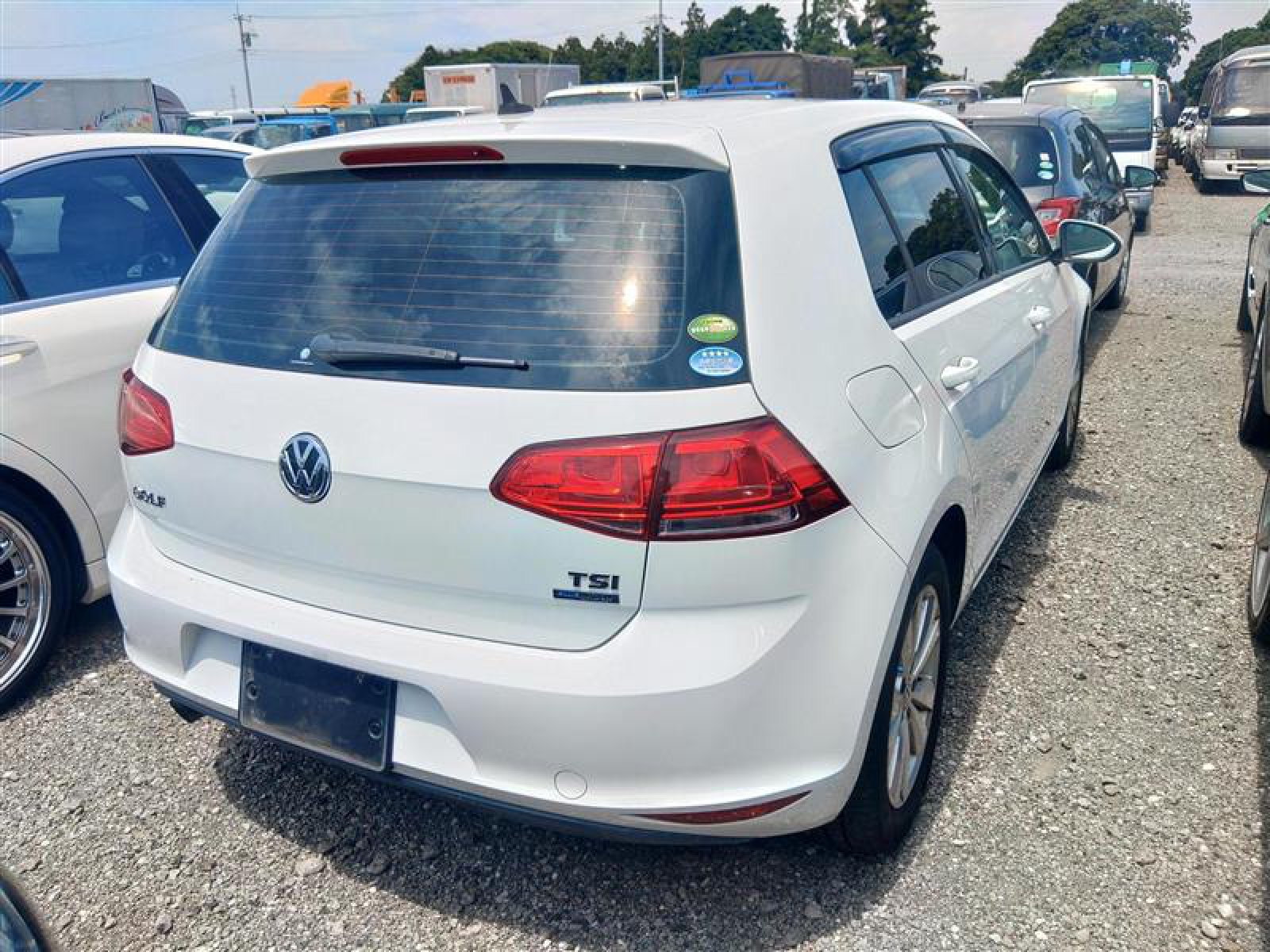 2013 VOLKSWAGEN GOLF 3.5 auction-graded Japanese used car for sale export to United Kingdom 