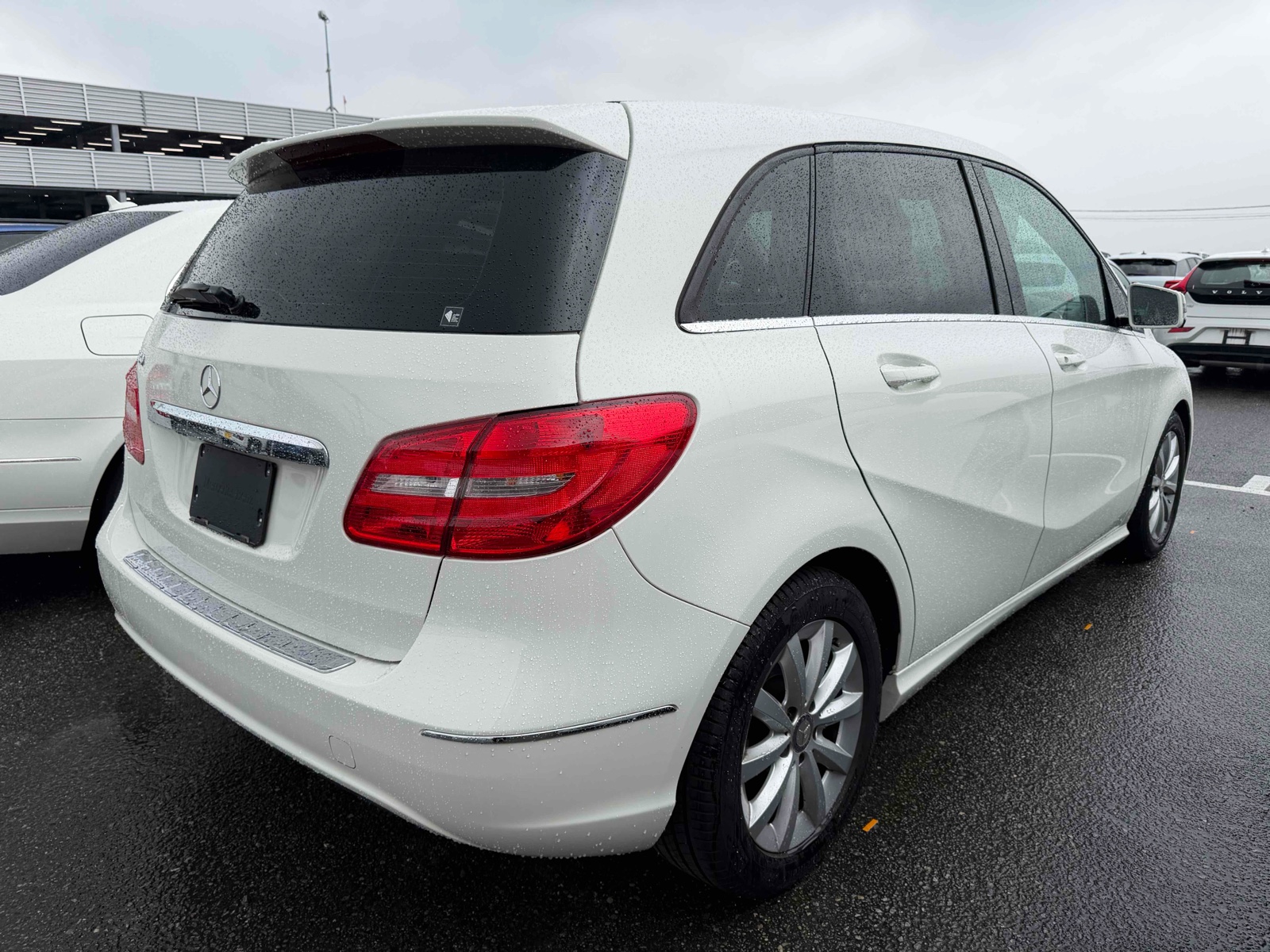 2013 MERCEDES BENZ B CLASS 4 auction-graded Japanese used car for sale export to United Kingdom 