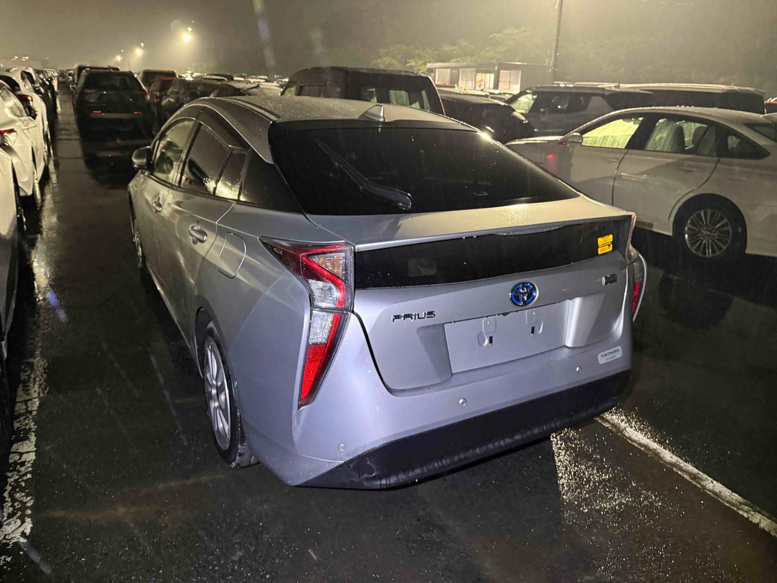 2018 TOYOTA PRIUS 3 auction-graded Japanese used car for sale export to United Kingdom 