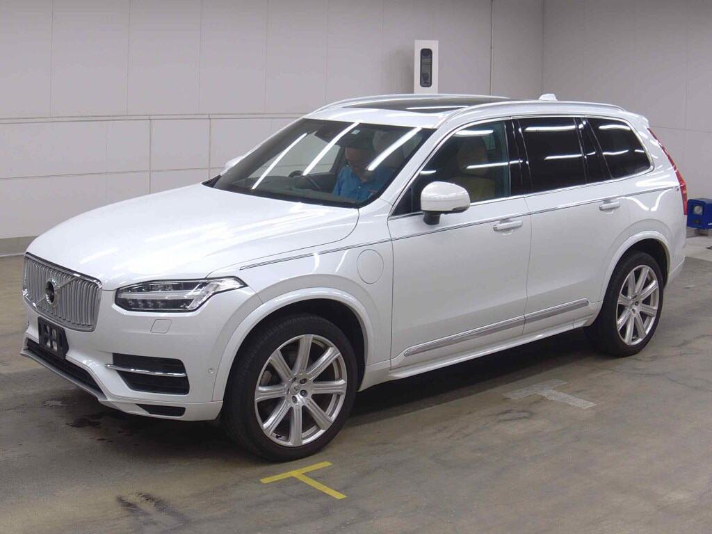 2016 VOLVO XC90