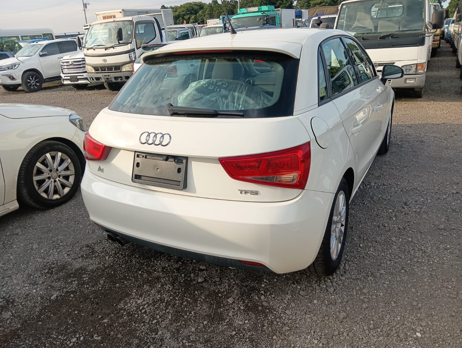 2012 AUDI A1 3.5 auction-graded Japanese used car for sale export to United Kingdom 
