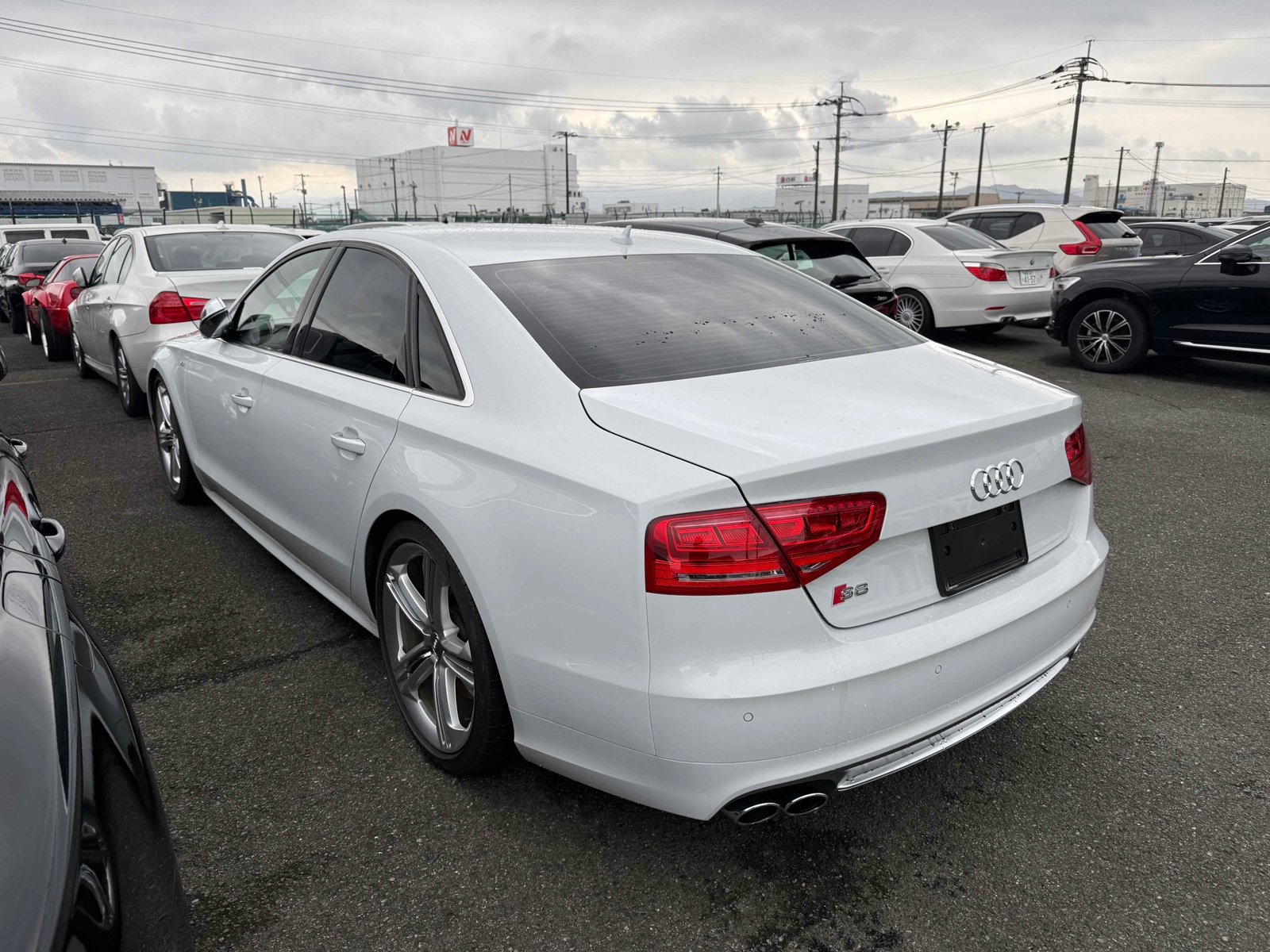 2014 AUDI S8