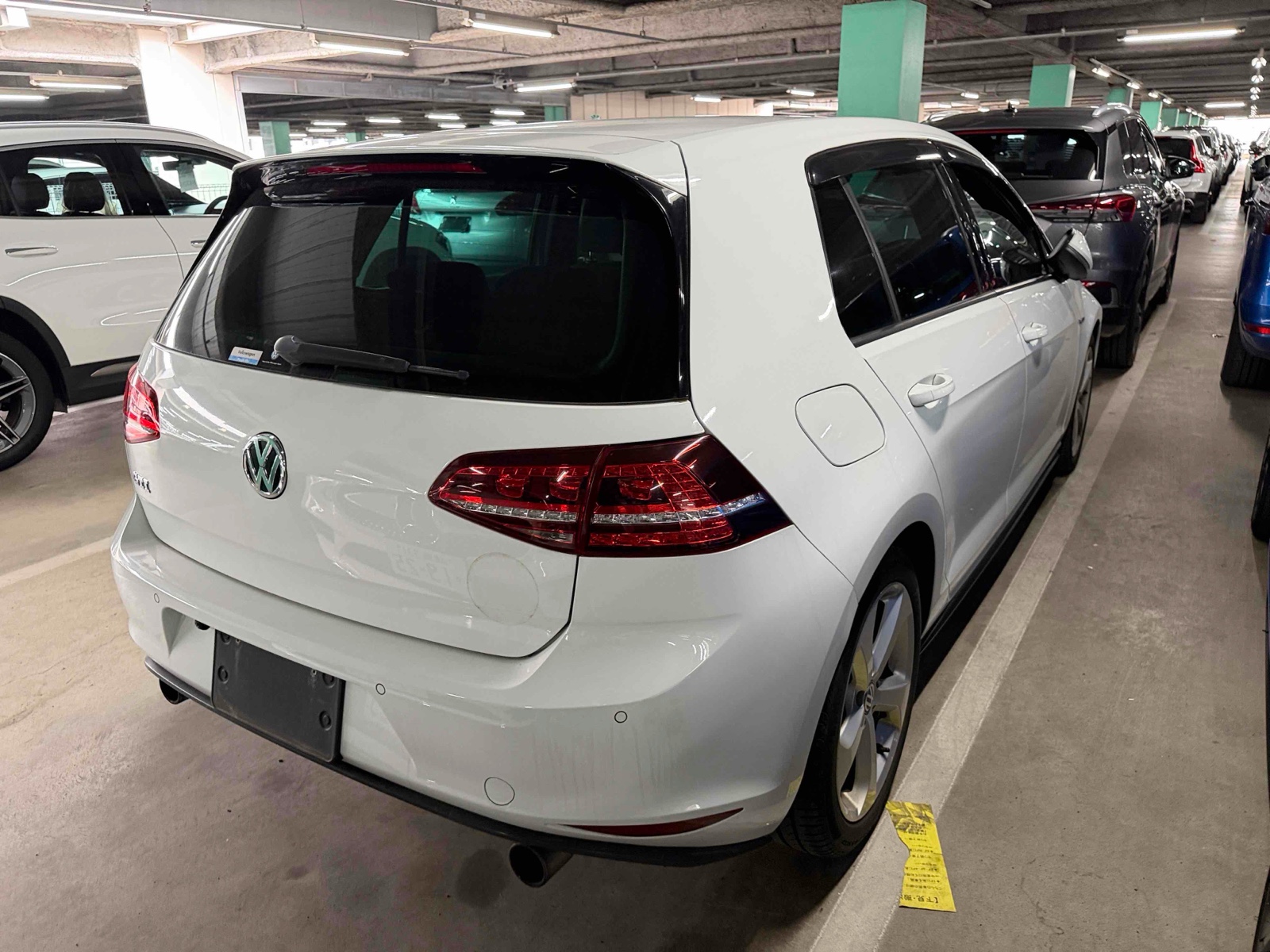 2013 VOLKSWAGEN GOLF GTI 4 auction-graded Japanese used car for sale export to United Kingdom 