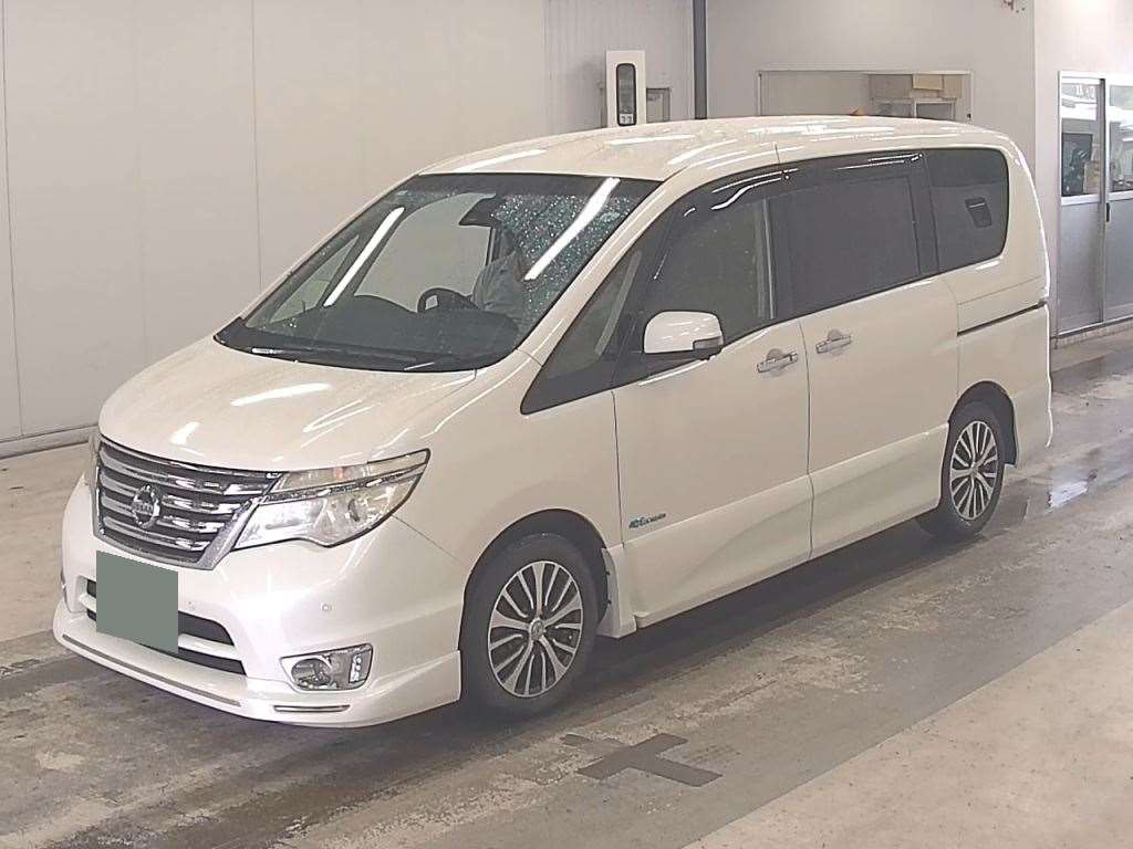 2014 NISSAN SERENA