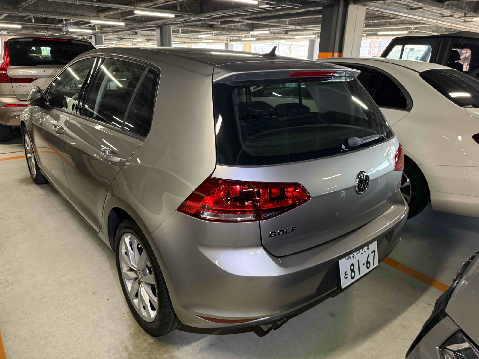2016 VOLKSWAGEN GOLF 3.5 auction-graded Japanese used car for sale export to Ireland 