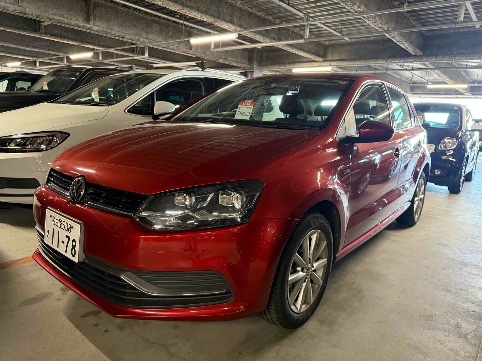 2015 VOLKSWAGEN POLO