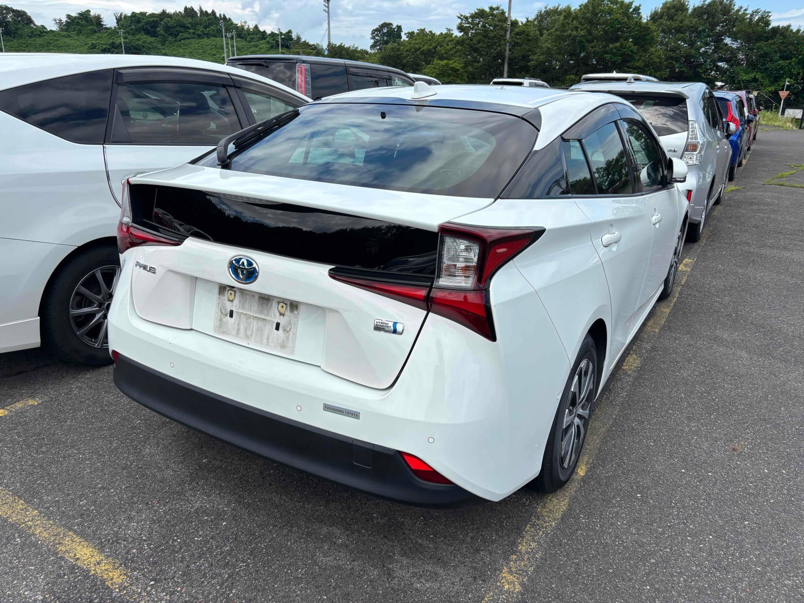 2021 TOYOTA PRIUS 3.5 auction-graded Japanese used car for sale export to United Kingdom 