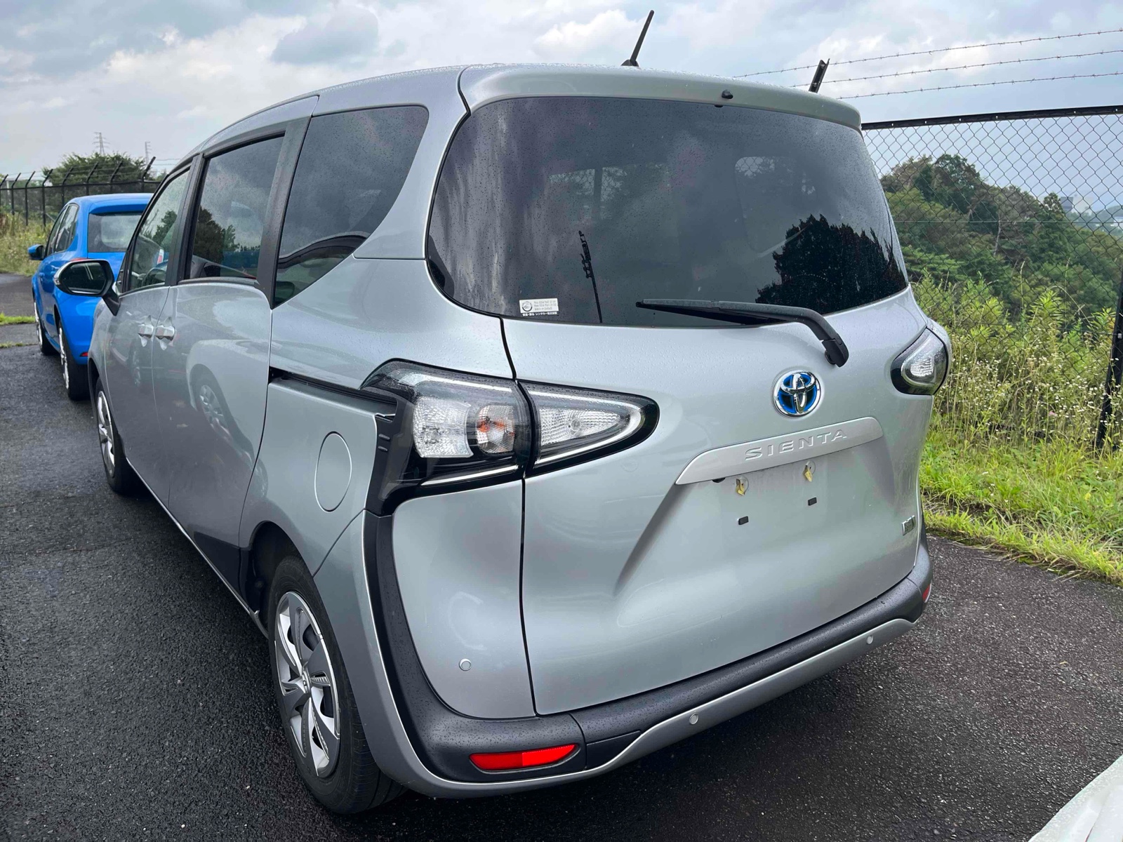 2021 TOYOTA SIENTA