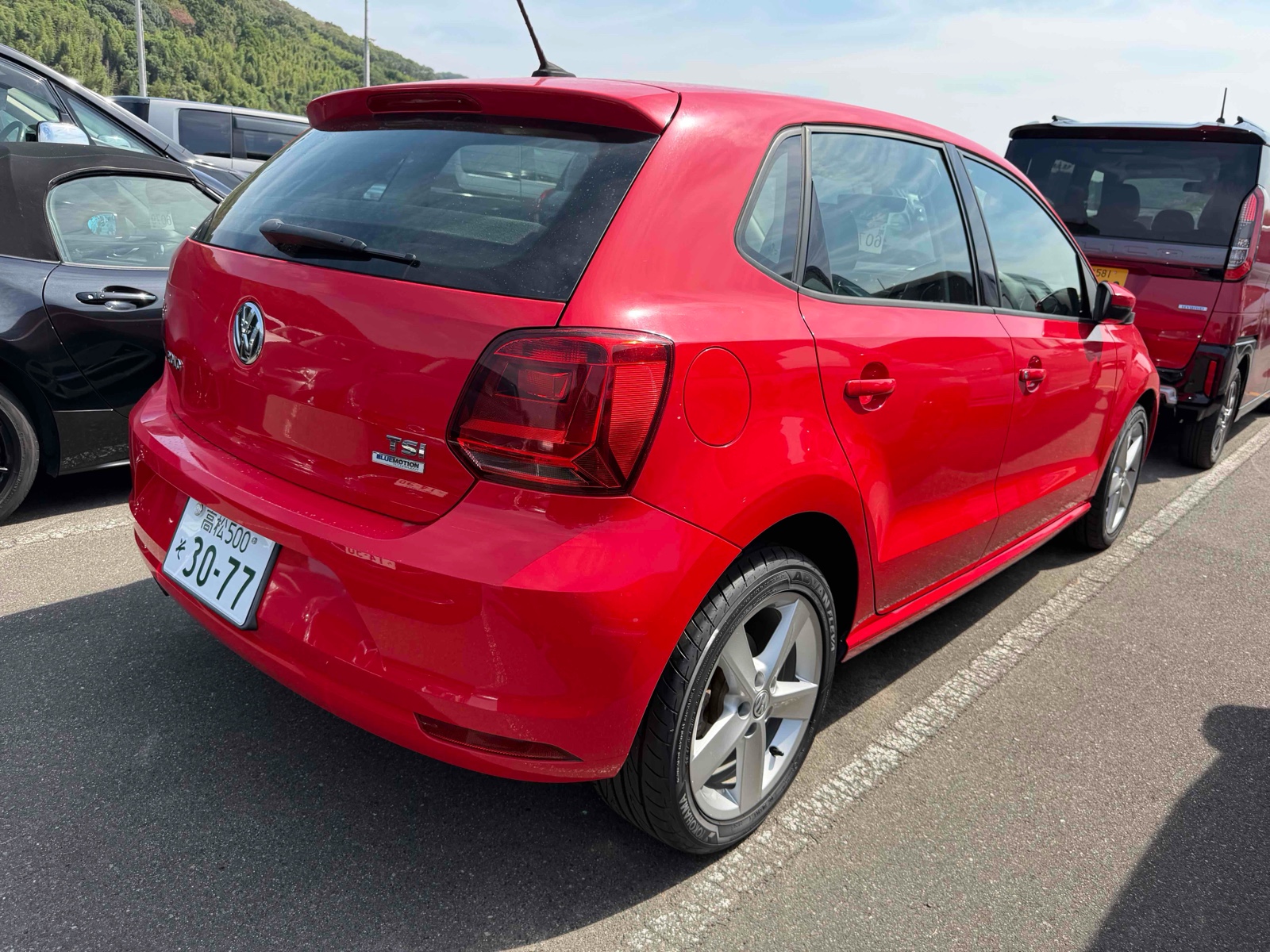 2016 VOLKSWAGEN POLO