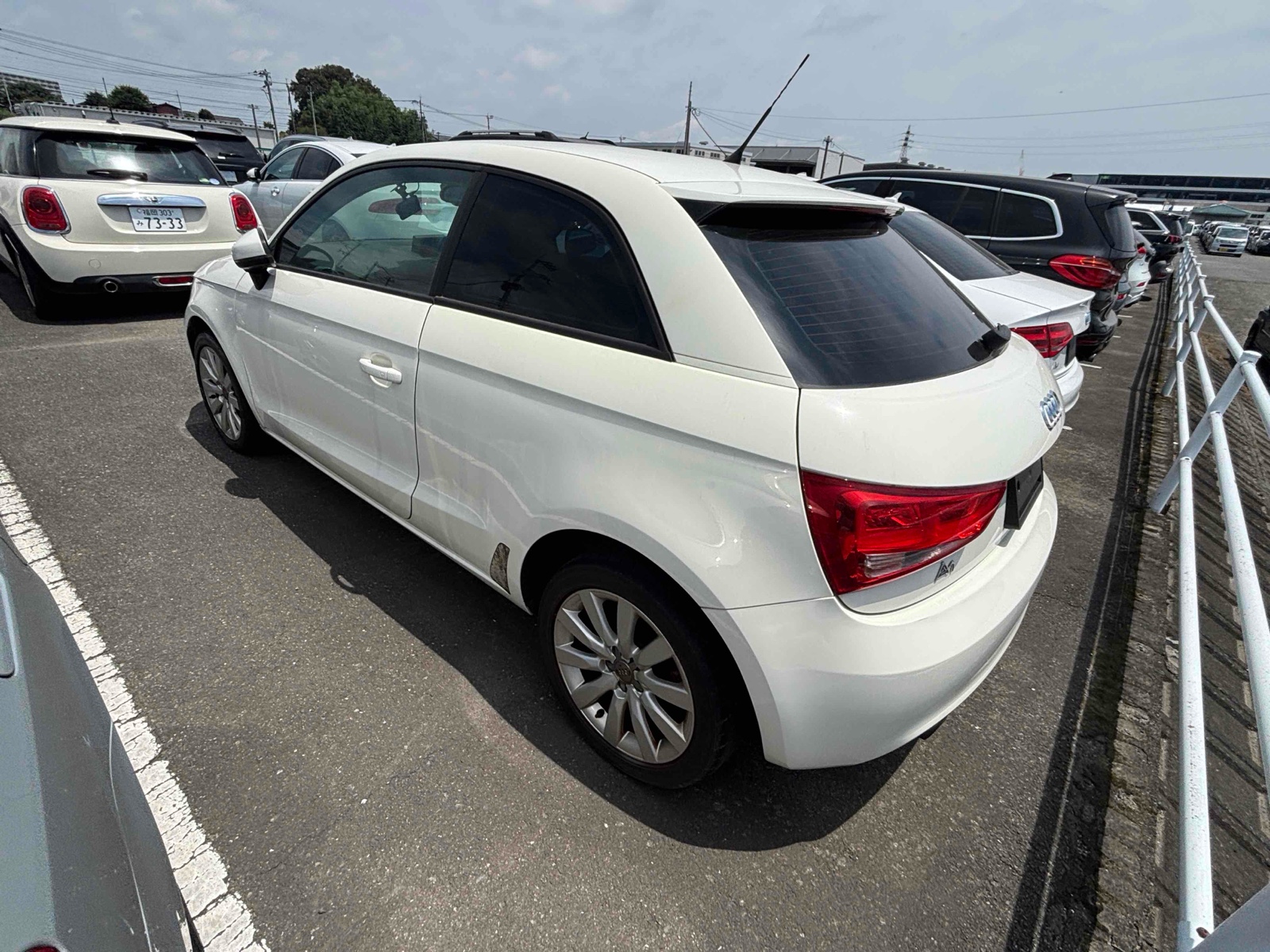 2012 AUDI A1 3.5 auction-graded Japanese used car for sale export to United Kingdom 
