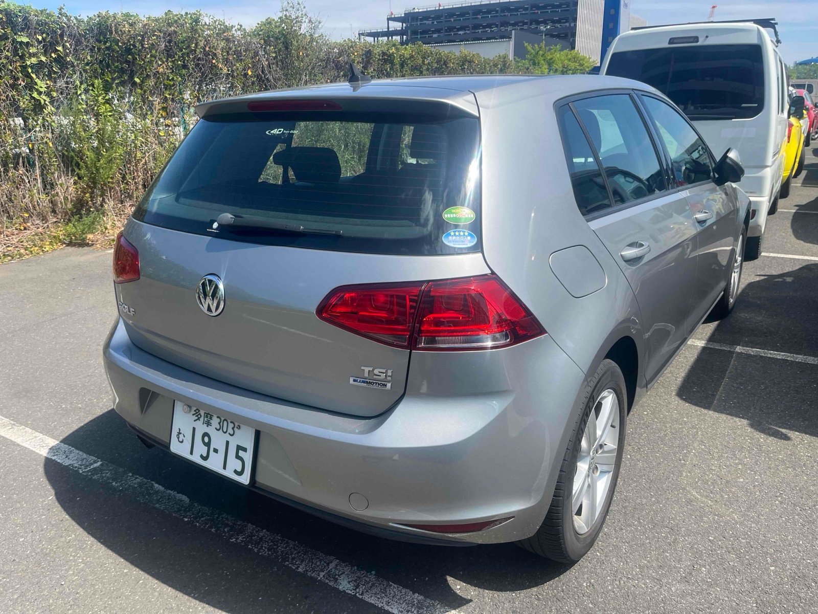 2015 VOLKSWAGEN GOLF 4 auction-graded Japanese used car for sale export to Ireland 