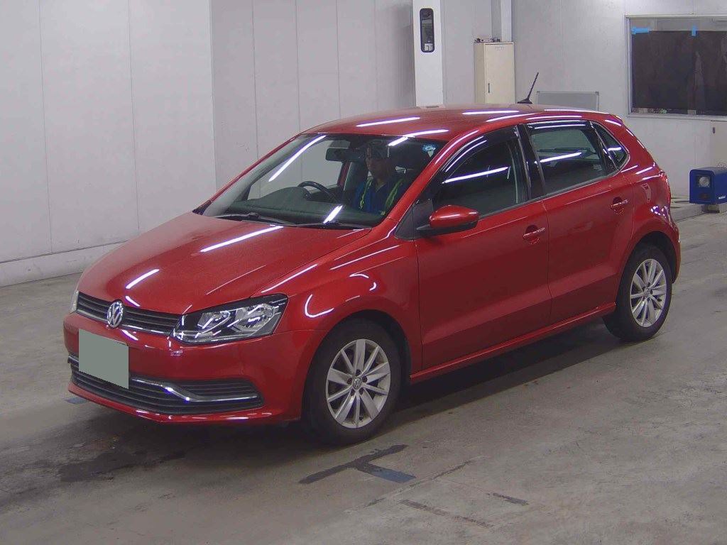 2016 VOLKSWAGEN POLO