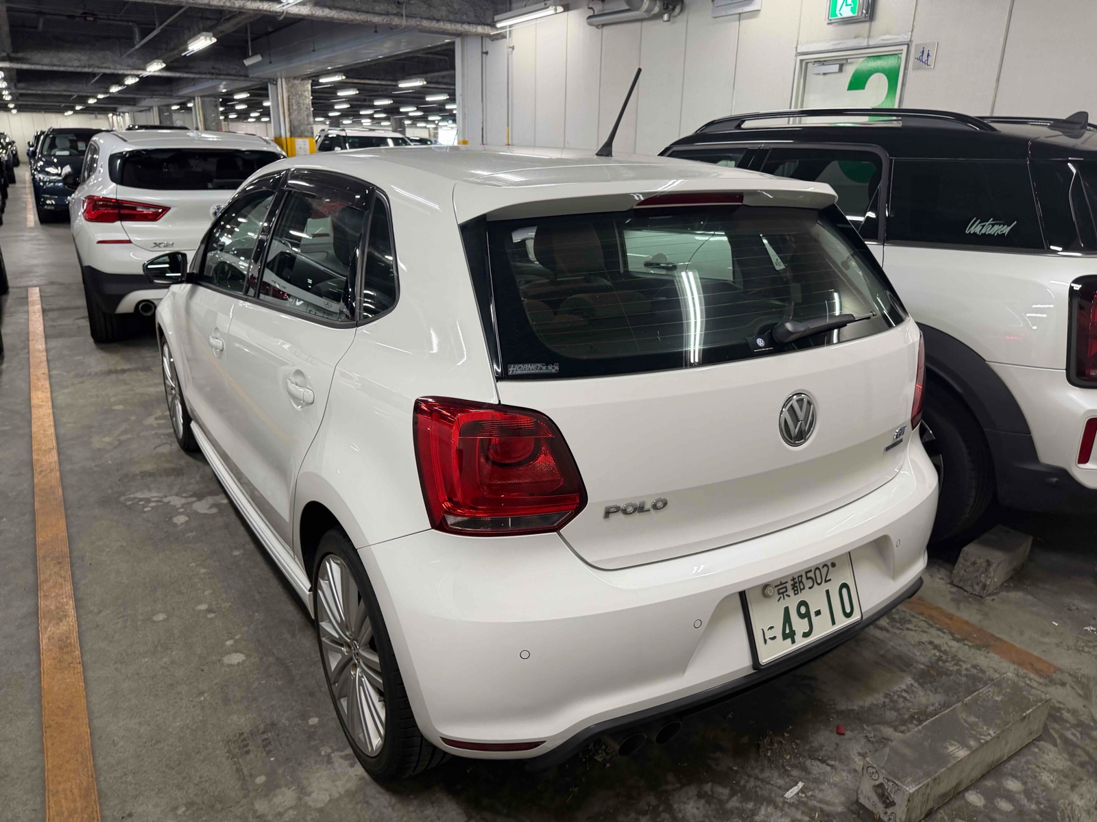 2014 VOLKSWAGEN POLO