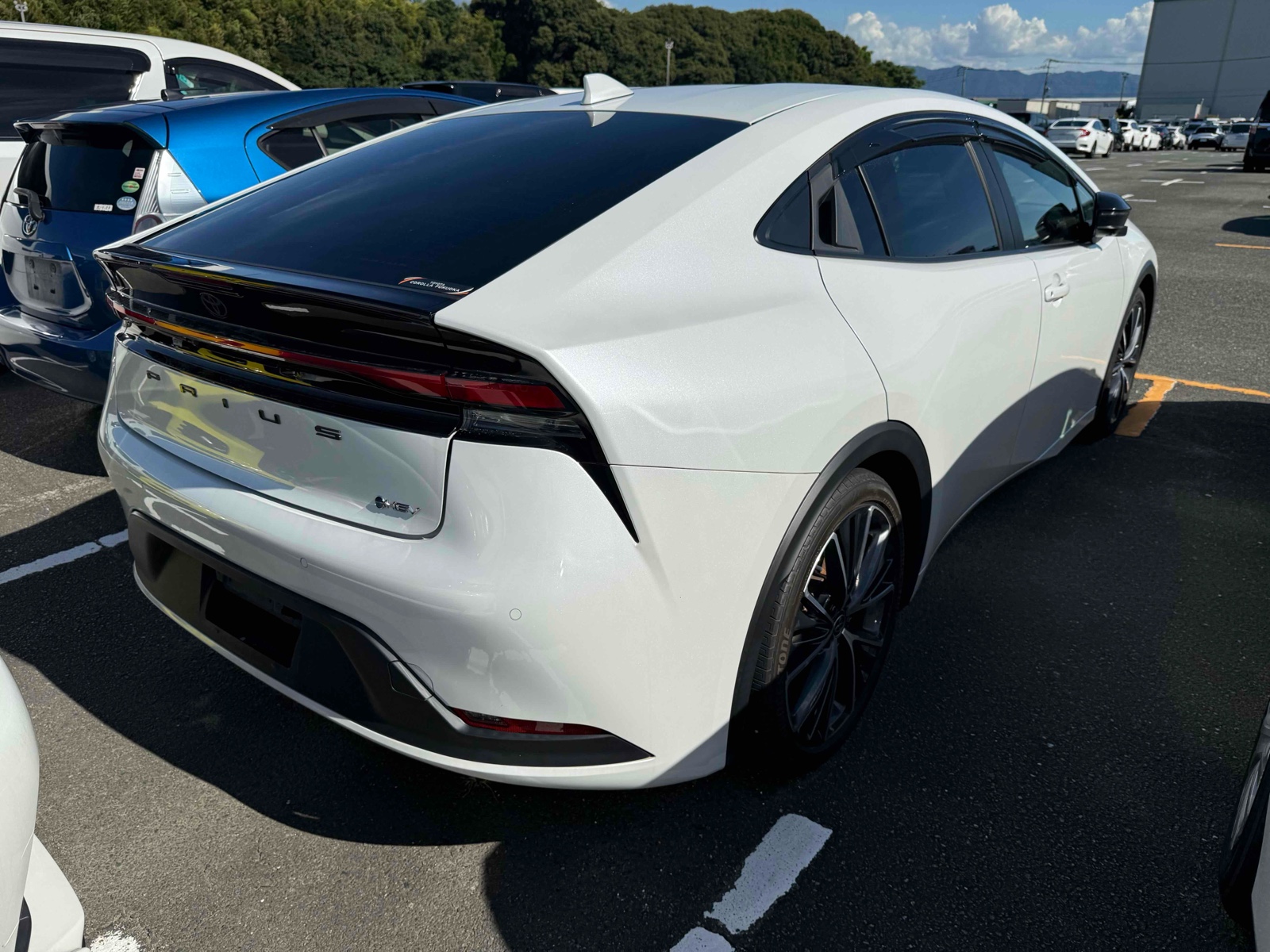 2023 TOYOTA PRIUS