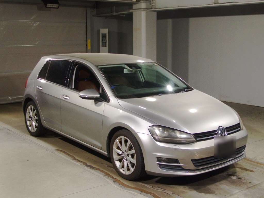 2013 VOLKSWAGEN GOLF 3.5 auction-graded Japanese used car for sale export to United Kingdom 