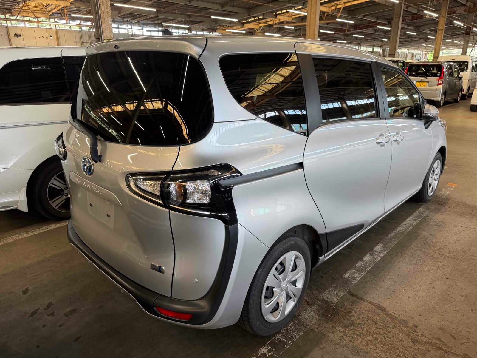 2021 TOYOTA SIENTA