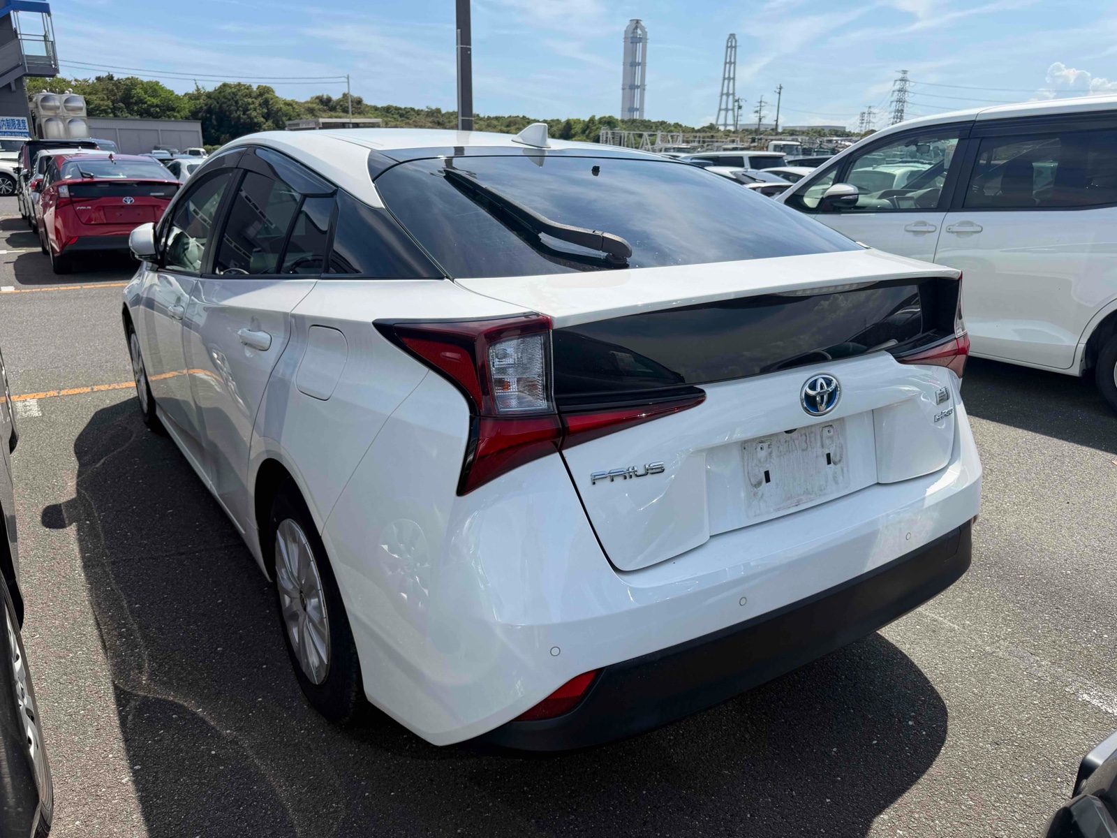 2021 TOYOTA PRIUS 4 auction-graded Japanese used car for sale export to United Kingdom 