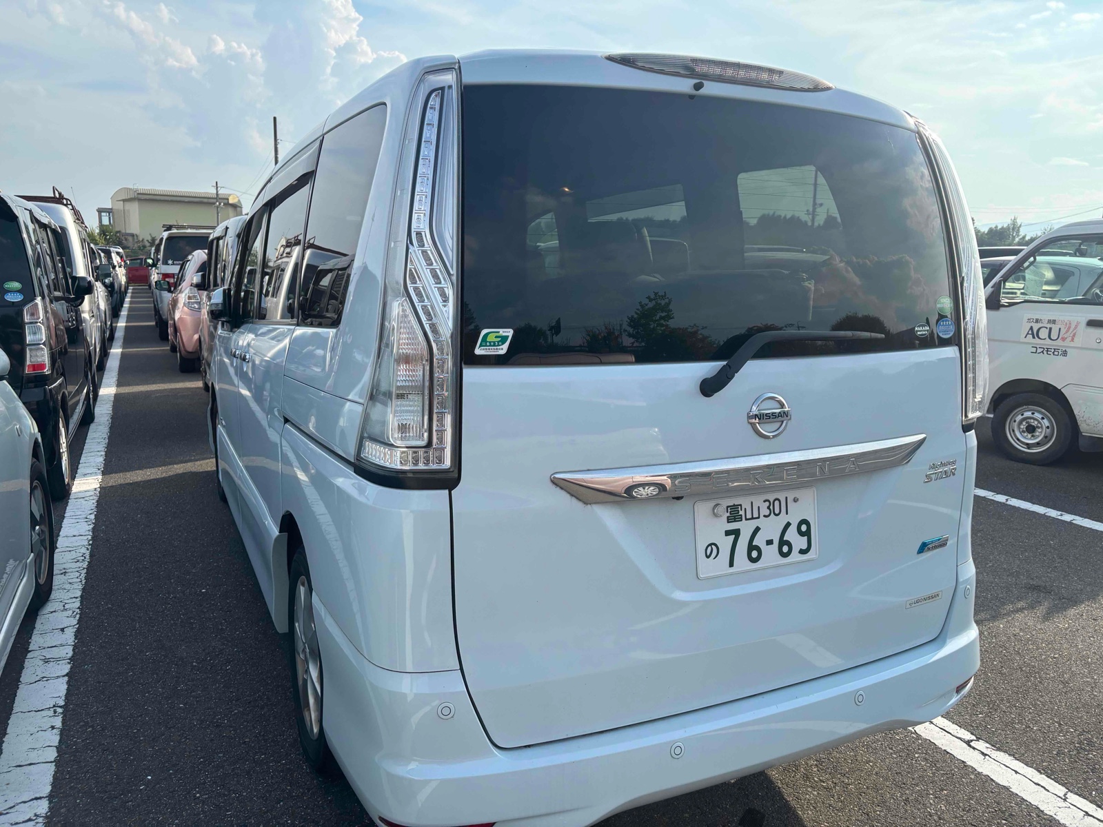 2015 NISSAN SERENA