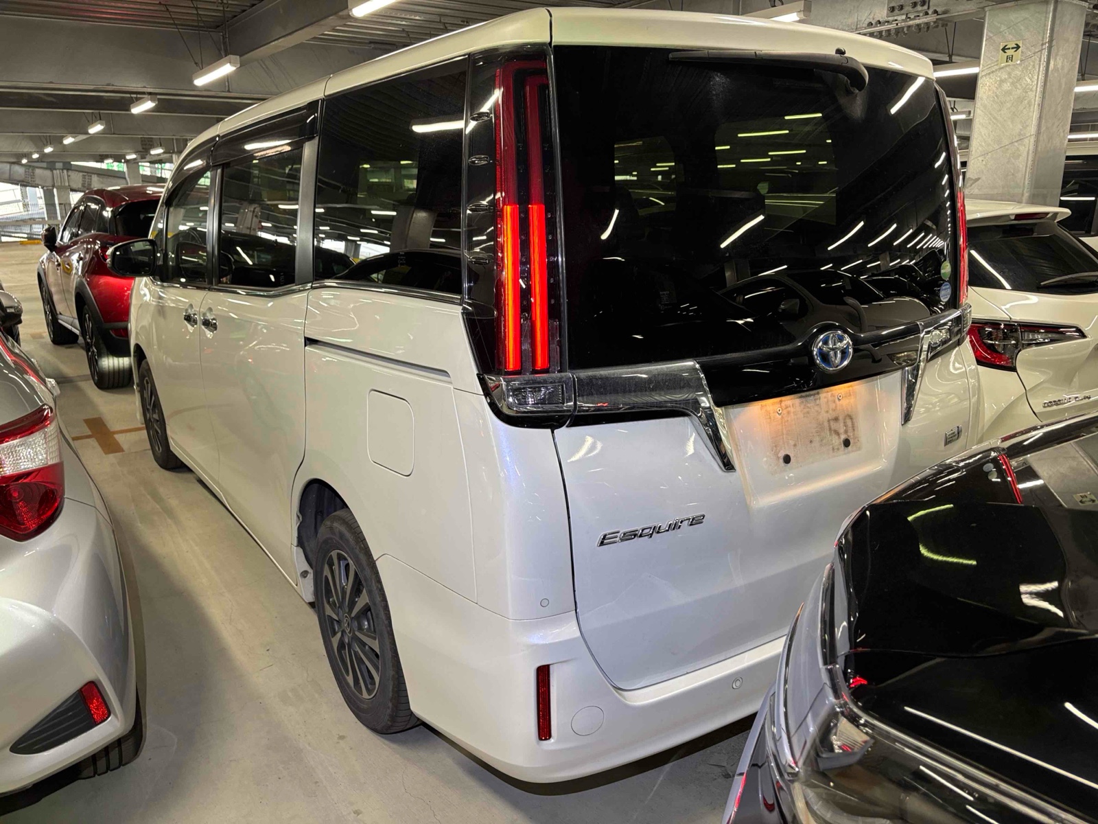2020 TOYOTA ESQUIRE