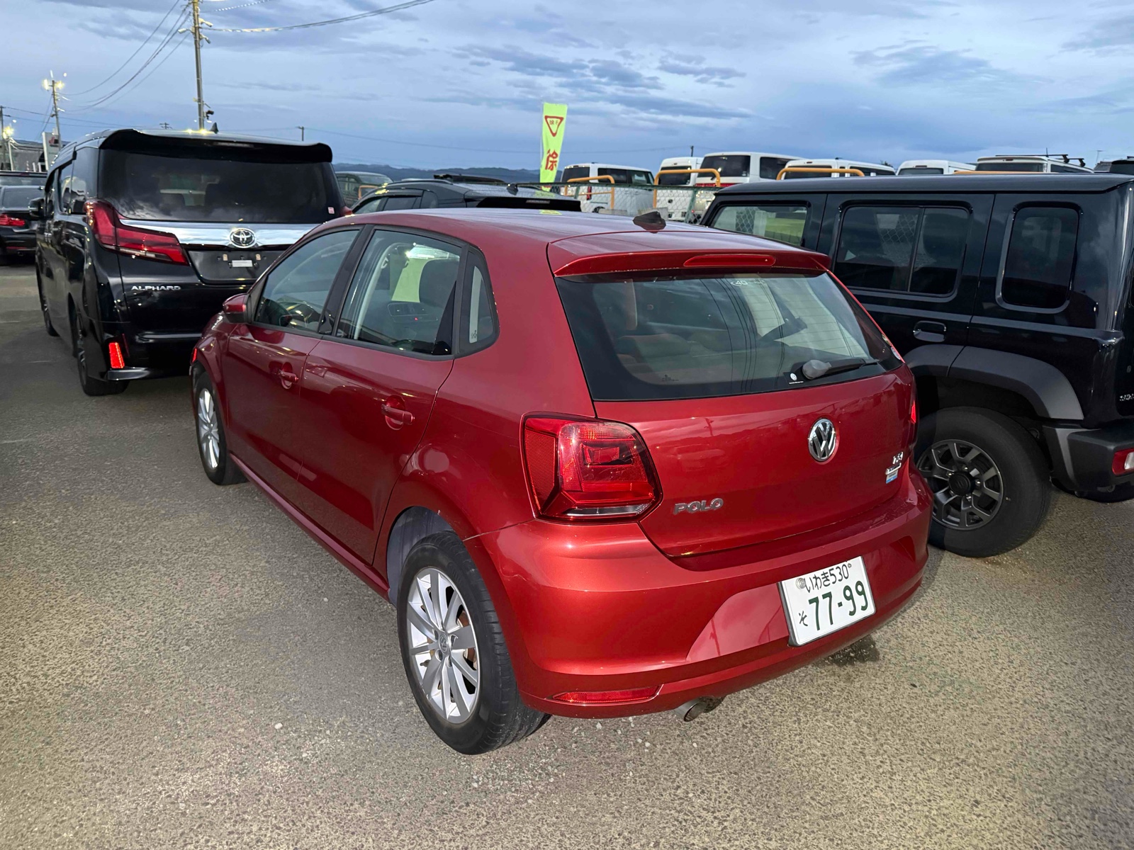 2016 VOLKSWAGEN POLO