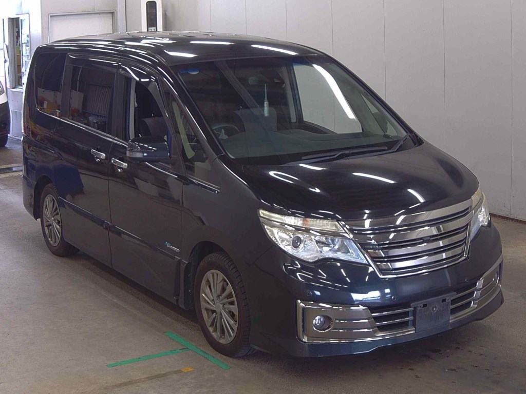 2014 NISSAN SERENA